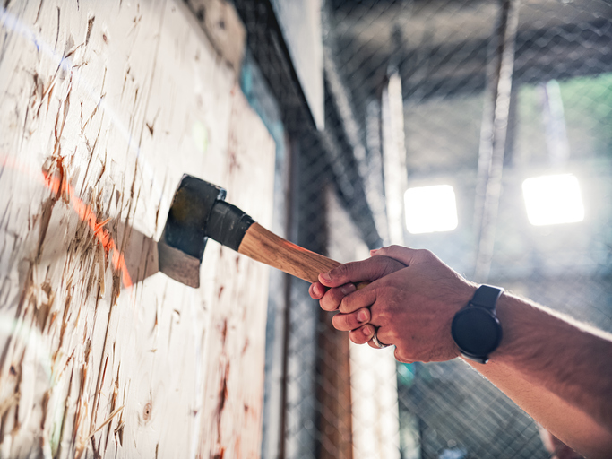 Best Axe Throwing Location - APC